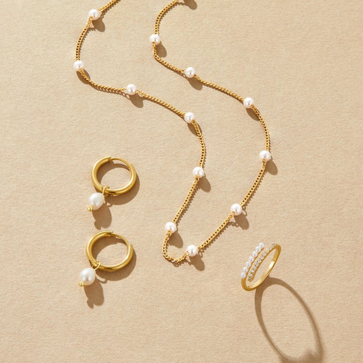 Collier en Perles et Or Intemporel